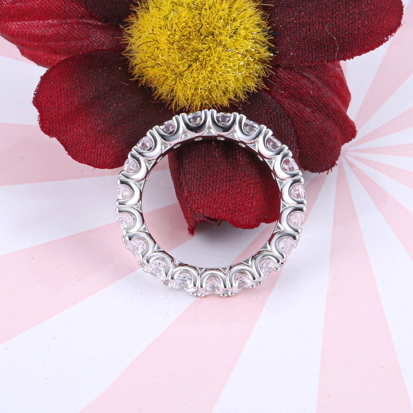 CLASSIC ETERNITY ROUND CUT WOMENS WEDDING BAND